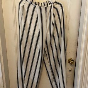 Super cute slit pants. Can be dress up or down!